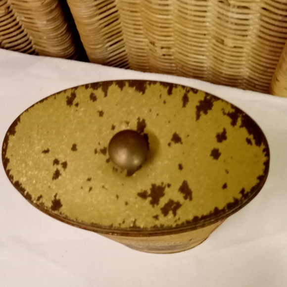 Vintage Bristolware Spaghetti Tin Metal Can Gift or Storage - Picture 8 of 8